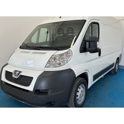 𝐏𝐄𝐔𝐆𝐄𝐎𝐓 𝐁𝐎𝐗𝐄𝐑