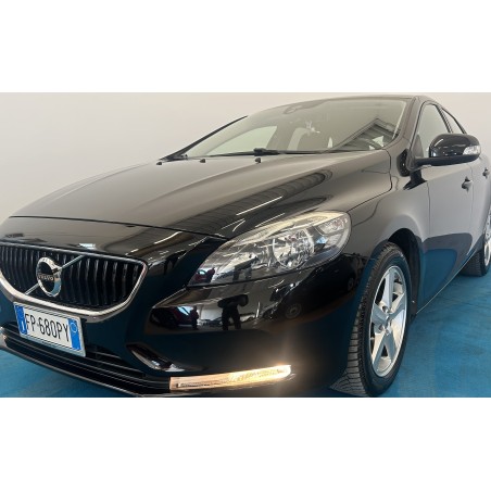 𝐕𝐎𝐋𝐕𝐎 𝐕𝟒𝟎